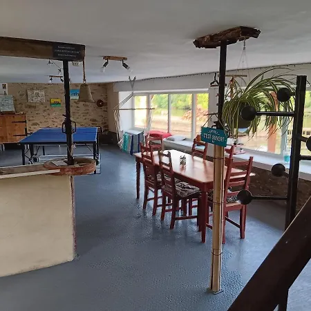 Maison Avec Jardin En Bord De Rivière Hébergement de vacances